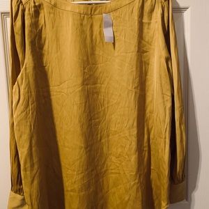 Loft Satiny shirt Size Large NWT